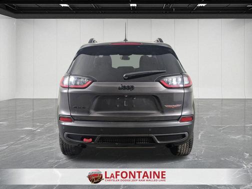 2023 Jeep Cherokee Trailhawk