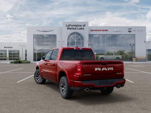 Molten Red Pearl-Coat Exterior Paint 2026 RAM 1500 Laramie