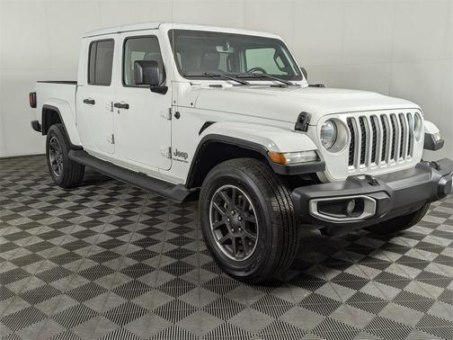 2022 Jeep Gladiator Overland