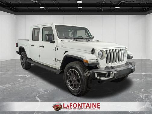 2022 Jeep Gladiator Overland