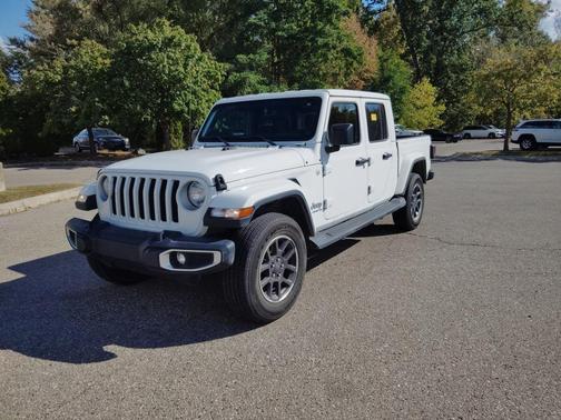 2022 Jeep Gladiator Overland