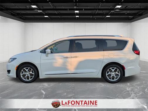 2019 Chrysler Pacifica Touring-L Plus