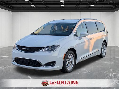 2019 Chrysler Pacifica Touring-L Plus