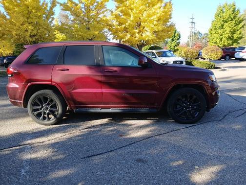 2020 Jeep Grand Cherokee Altitude