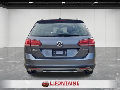 Platinum Gray Metallic 2019 Volkswagen Golf Alltrack TSI S