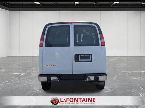 2024 Chevrolet Express 2500 RWD 2500 Regular Wheelbase WT