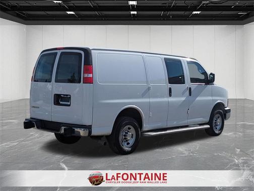 2024 Chevrolet Express 2500 RWD 2500 Regular Wheelbase WT
