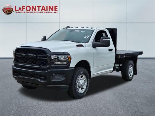 2024 RAM 3500 Tradesman Regular Cab 4x4 8' Box
