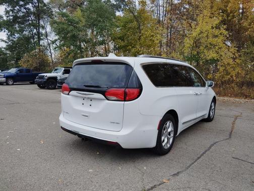 2020 Chrysler Pacifica Limited