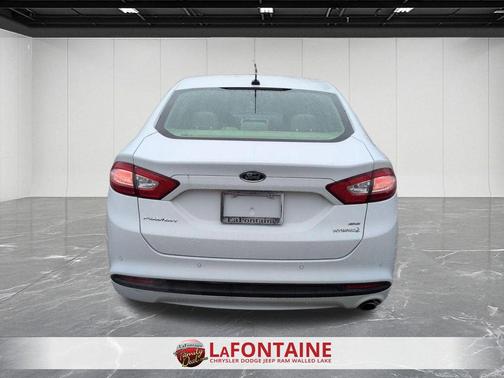 2014 Ford Fusion Hybrid SE