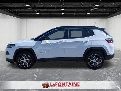 Bright White Clearcoat 2024 Jeep Compass Limited