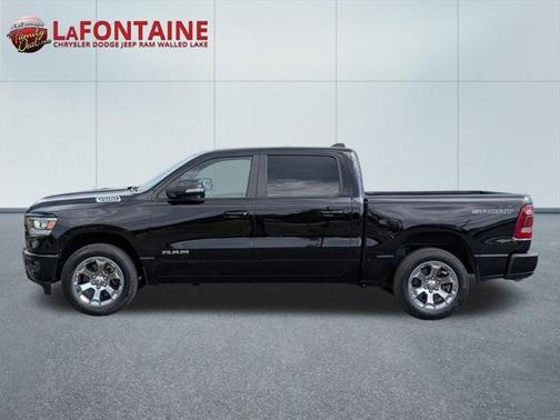 2022 RAM 1500 Big Horn Crew Cab 4x4 57' Box