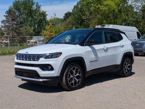 Bright White Clearcoat 2025 Jeep Compass Limited