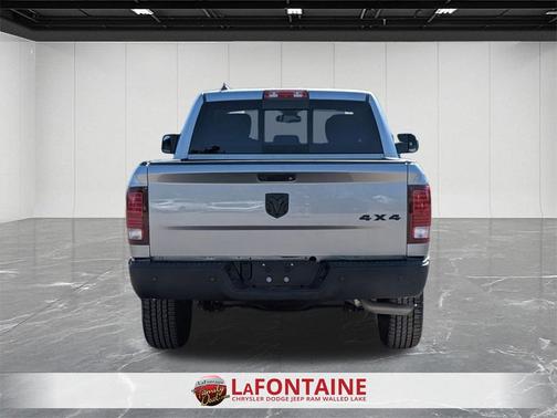 2023 RAM 1500 Classic Warlock Crew Cab 4x4 5'7' Box