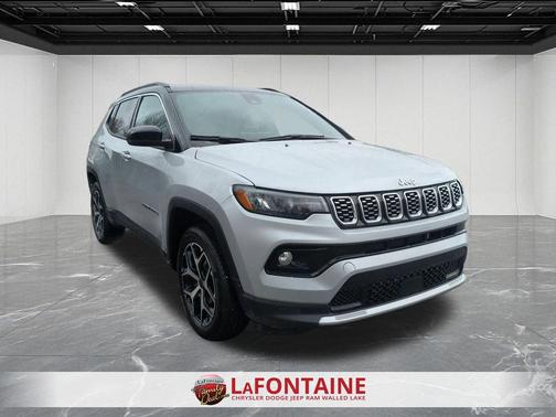 Silver Zynith Metallic Clearcoat 2025 Jeep Compass Limited