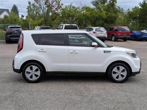 2016 Kia Soul Base
