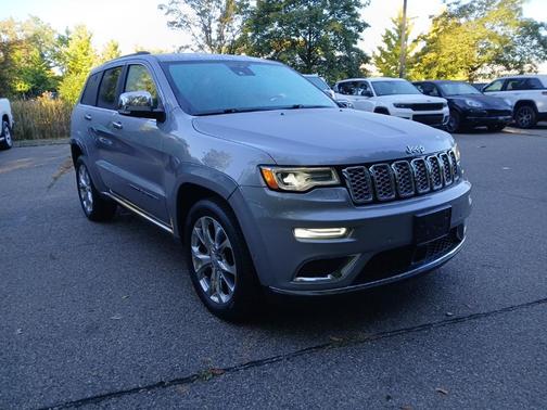 2020 Jeep Grand Cherokee Summit