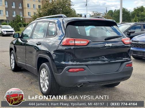 2015 Jeep Cherokee Sport
