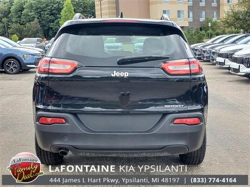 2015 Jeep Cherokee Sport