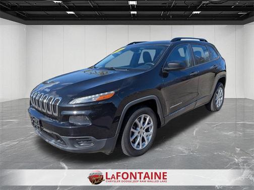 2015 Jeep Cherokee Sport