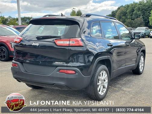 2015 Jeep Cherokee Sport