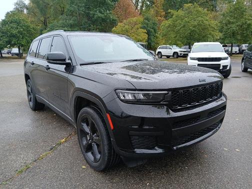 2023 Jeep Grand Cherokee L Altitude