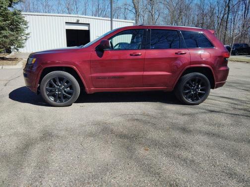 2018 Jeep Grand Cherokee Altitude