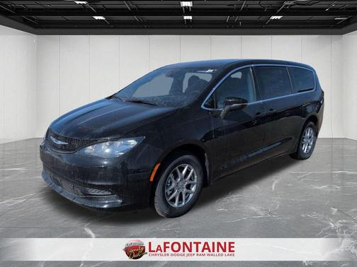 2026 Chrysler Voyager LX