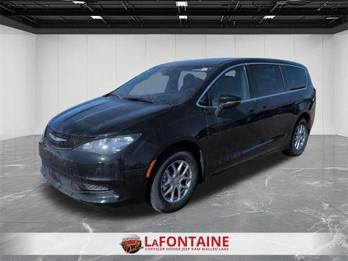 2026 Chrysler Voyager LX