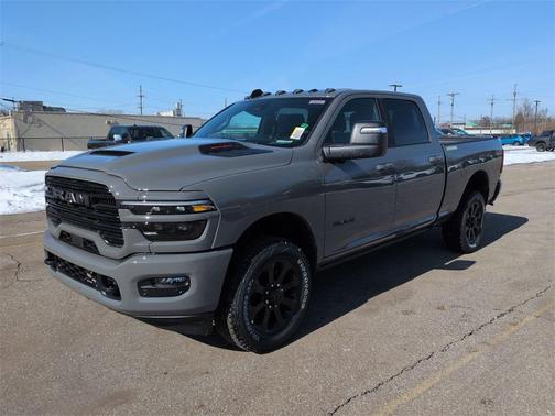 2026 RAM 2500 Laramie Crew Cab 4x4 6'4' Box
