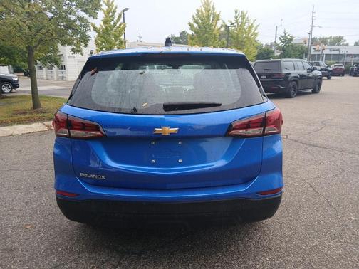 2024 Chevrolet Equinox LS