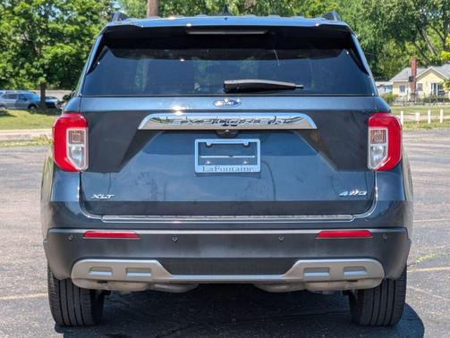 Stone Blue Metallic 2024 Ford Explorer XLT