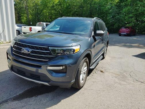 Stone Blue Metallic 2024 Ford Explorer XLT