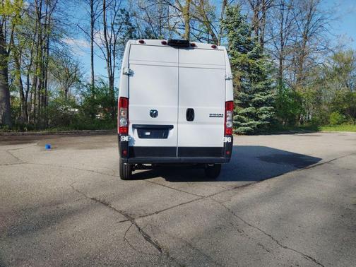 Bright White 2026 RAM ProMaster 2500 Tradesman