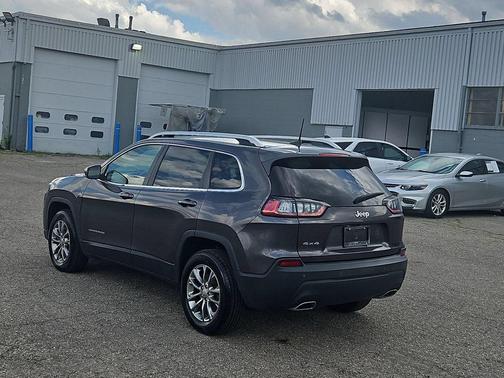 Granite Crystal Metallic Clearcoat 2020 Jeep Cherokee Latitude Lux