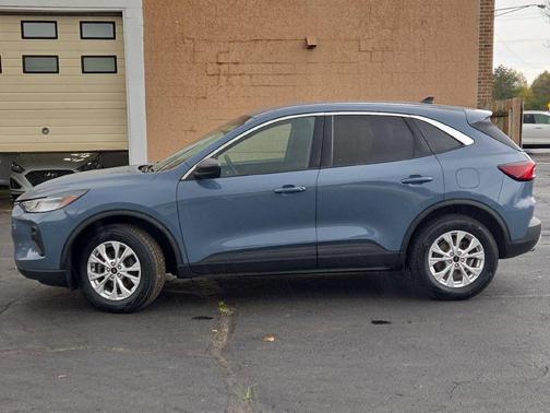 Vapor Blue Metallic 2023 Ford Escape Active
