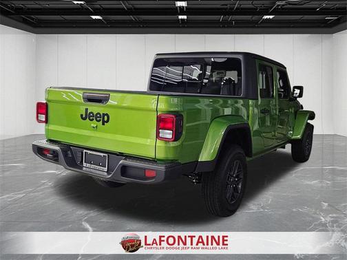 2025 Jeep Gladiator Sport S