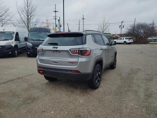 2023 Jeep Compass Trailhawk