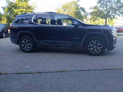 2023 GMC Acadia AWD SLE