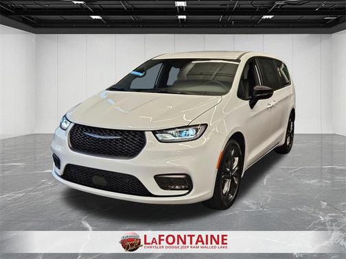 2026 Chrysler Pacifica L