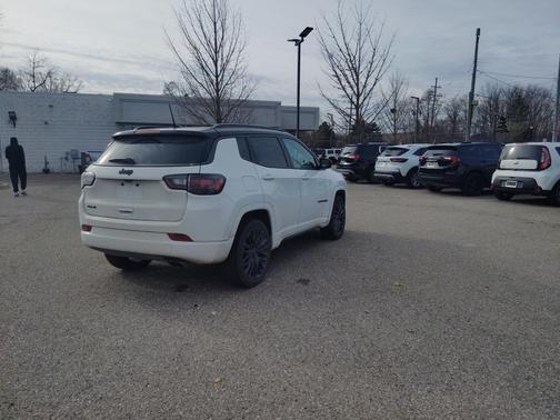 2022 Jeep Compass High Altitude