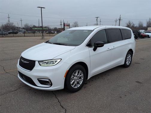 2026 Chrysler Pacifica L