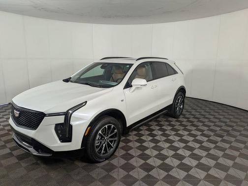 Crystal White Tricoat 2024 Cadillac XT4 Sport