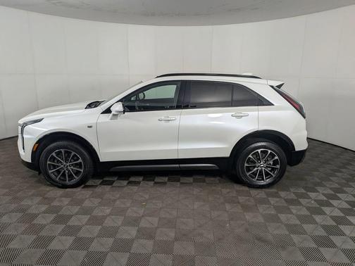 Crystal White Tricoat 2024 Cadillac XT4 Sport