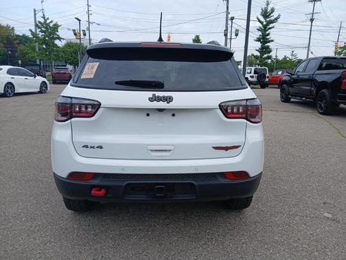 2025 Jeep Compass Trailhawk
