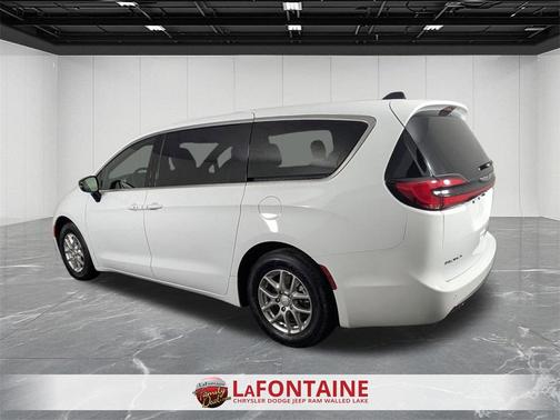 2026 Chrysler Pacifica L