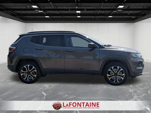 Granite Crystal Metallic Clearcoat 2023 Jeep Compass Limited