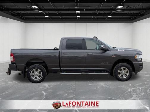 2020 RAM 2500 Big Horn Crew Cab 4X4 6'4' Box