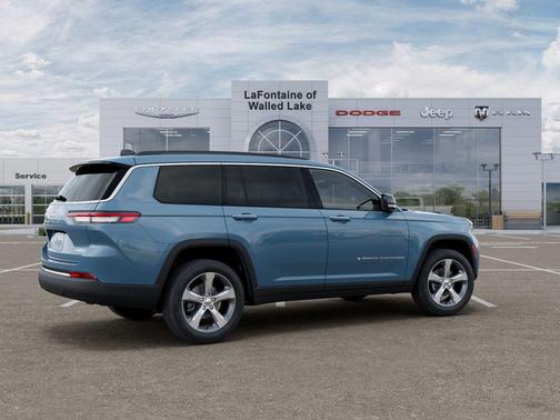 Steel Blue Exterior Paint 2026 Jeep Grand Cherokee Limited