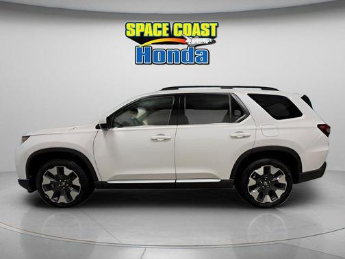 Platinum 2026 Honda Pilot Touring
